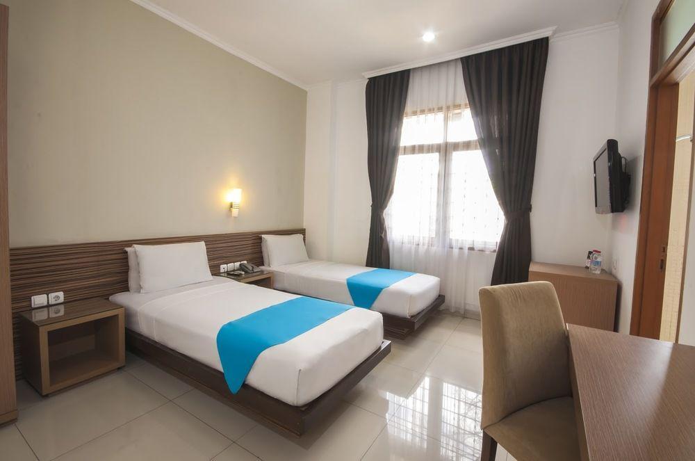 Caryota Hotel Bandung Exterior photo